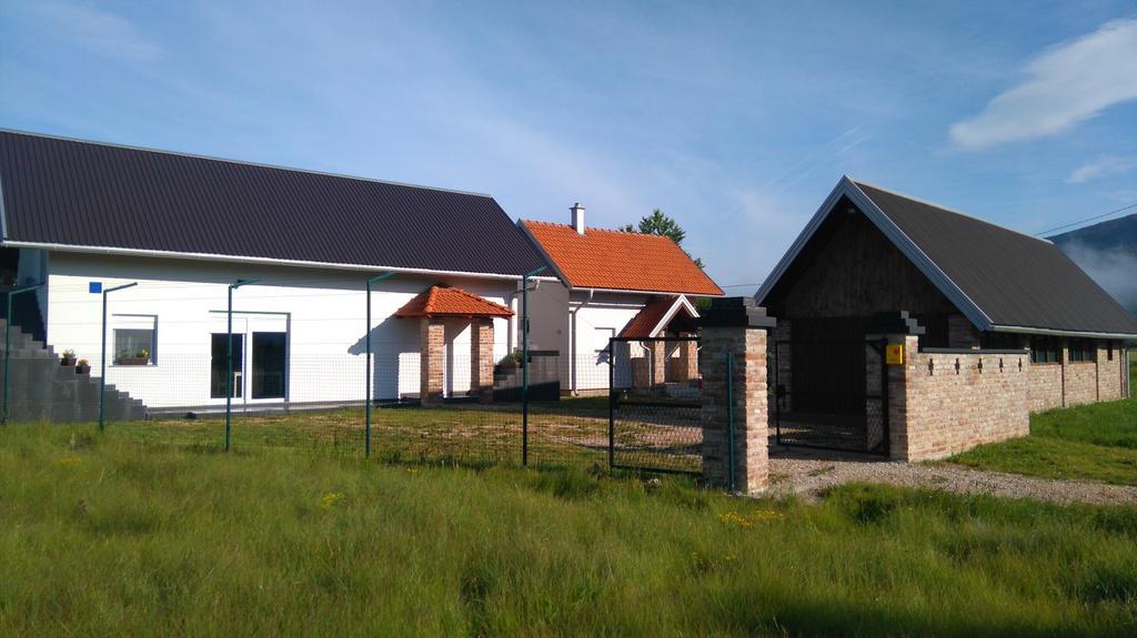 Gacka Valley Licko Lesce Екстер'єр фото